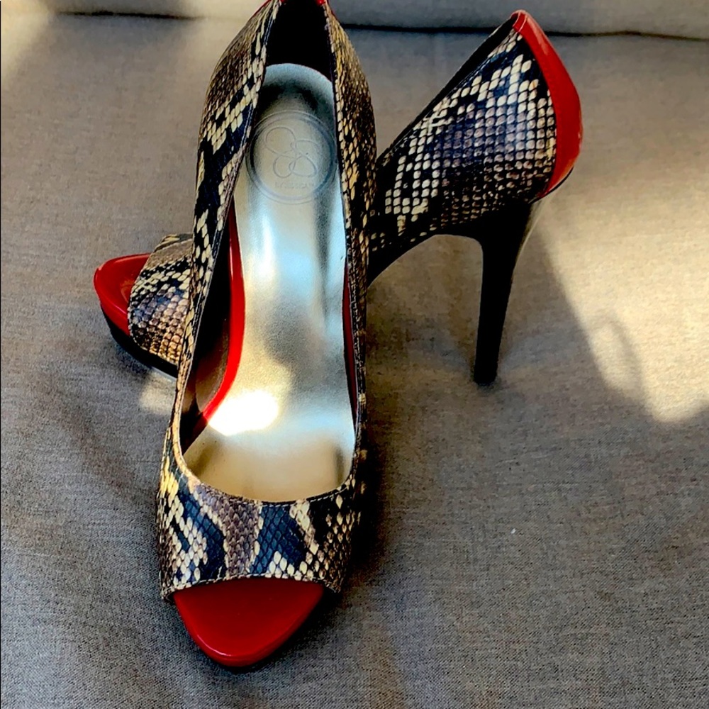 Leopard Jessica Simpson Heels with red details